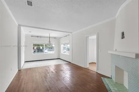 1811 SW 17th Terrace Miami FL 33145