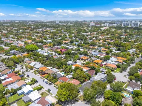 1811 SW 17th Terrace Miami FL 33145