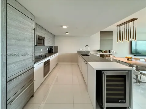 400 Sunny Isles Boulevard Sunny Isles Beach FL 33160