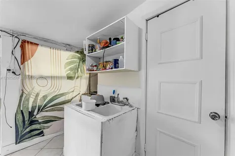 445 NW 8th Street Homestead FL 33030