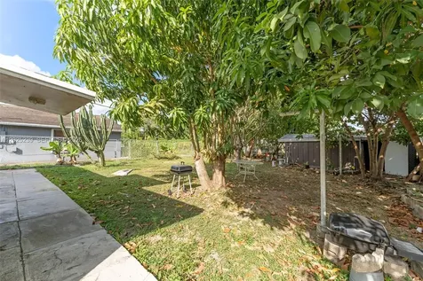445 NW 8th Street Homestead FL 33030