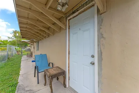 445 NW 8th Street Homestead FL 33030
