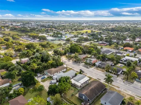 445 NW 8th Street Homestead FL 33030
