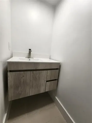 7785 W 30th Court Hialeah FL 33018