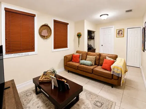 11425 SW 43rd Terrace Miami FL 33165