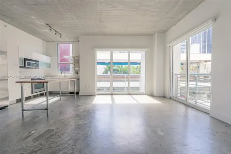 133 NE 2nd Avenue Miami FL 33132