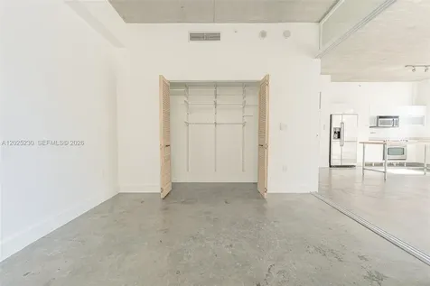 133 NE 2nd Avenue Miami FL 33132