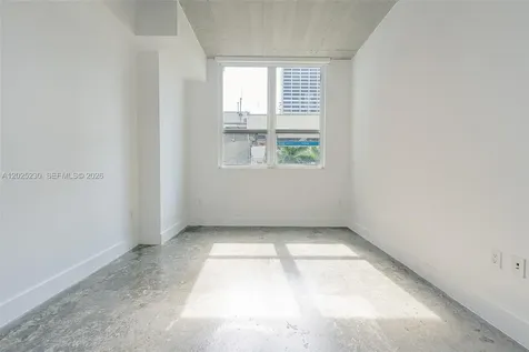 133 NE 2nd Avenue Miami FL 33132