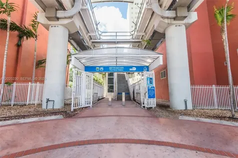 133 NE 2nd Avenue Miami FL 33132