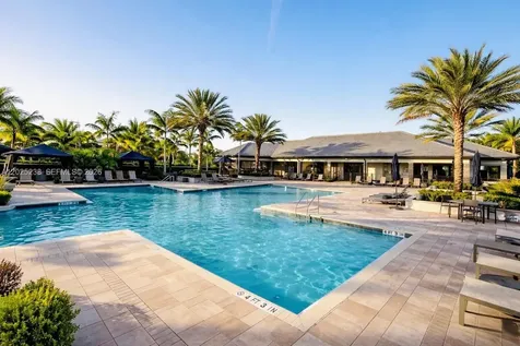 2163 S Appleton Circle S Oakland Park FL 33309