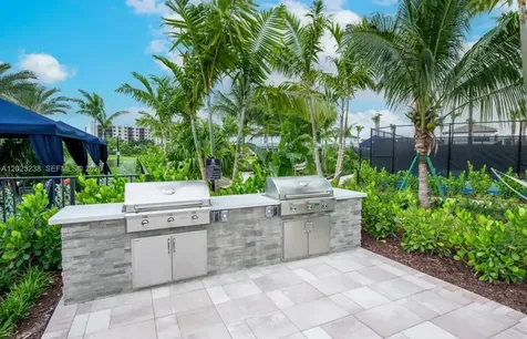 2163 S Appleton Circle S Oakland Park FL 33309