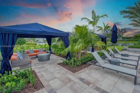 2163 S Appleton Circle S Oakland Park FL 33309