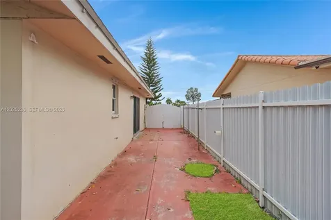1201 SW 142nd Avenue Miami FL 33184