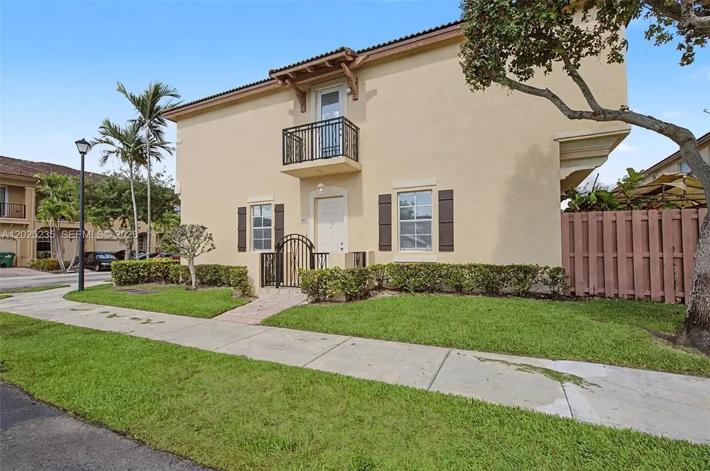 12853 SW 135th Street Miami FL 33186