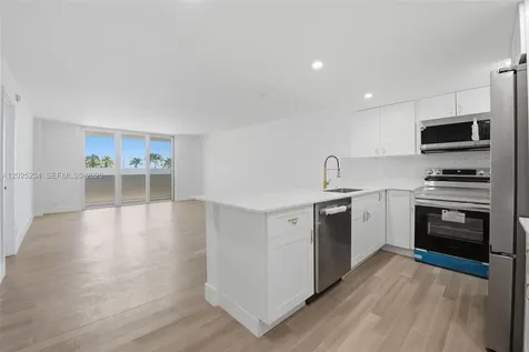5 Island Avenue Miami Beach FL 33139