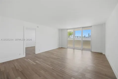 5 Island Avenue Miami Beach FL 33139