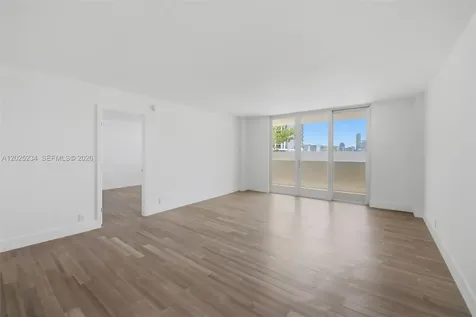 5 Island Avenue Miami Beach FL 33139