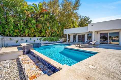 2091 NE 191st Drive North Miami Beach FL 33179