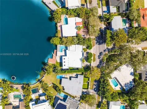 2091 NE 191st Drive North Miami Beach FL 33179