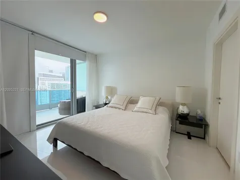 200 Biscayne Boulevard Way Miami FL 33131