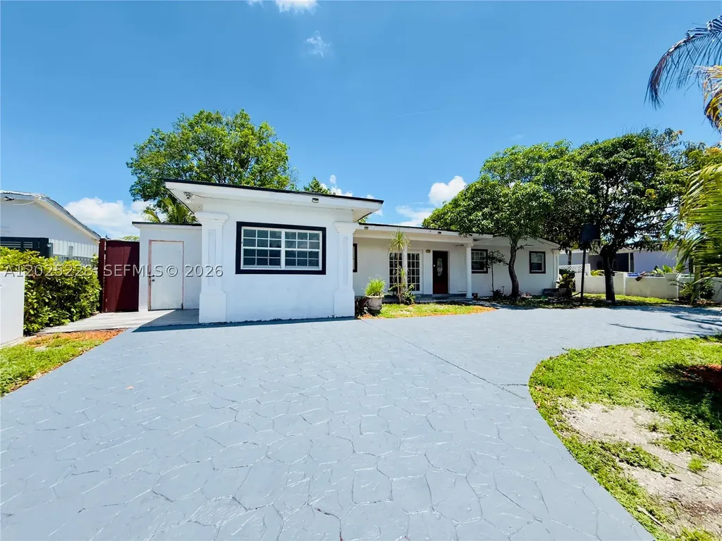 4521 NW 179th Street Miami Gardens FL 33055
