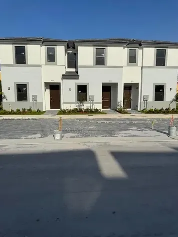64 NW 10th Terrace Florida City FL 33034