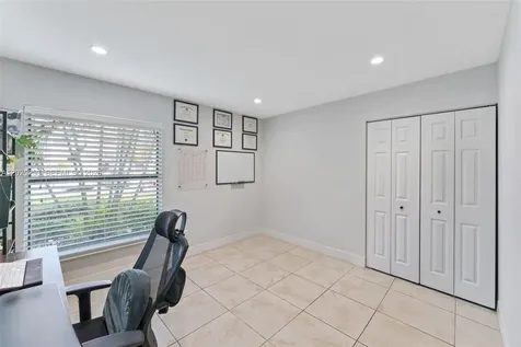 4885 SW 152nd Place Miami FL 33185