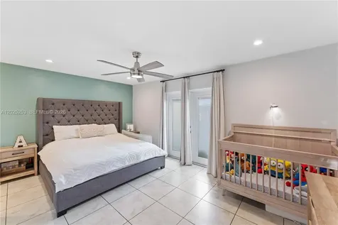 4885 SW 152nd Place Miami FL 33185