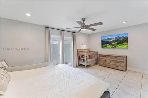 4885 SW 152nd Place Miami FL 33185