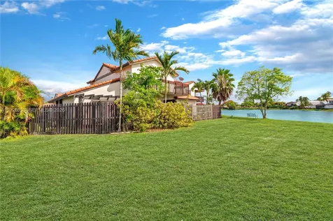 4885 SW 152nd Place Miami FL 33185