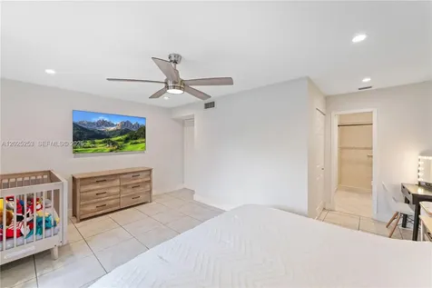 4885 SW 152nd Place Miami FL 33185
