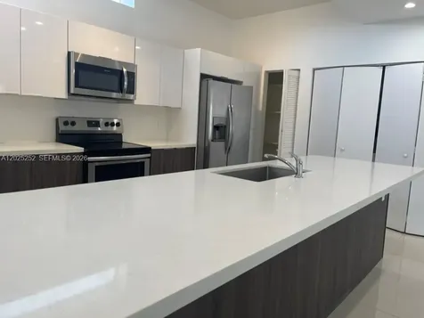 1813 Madison Street Hollywood FL 33020