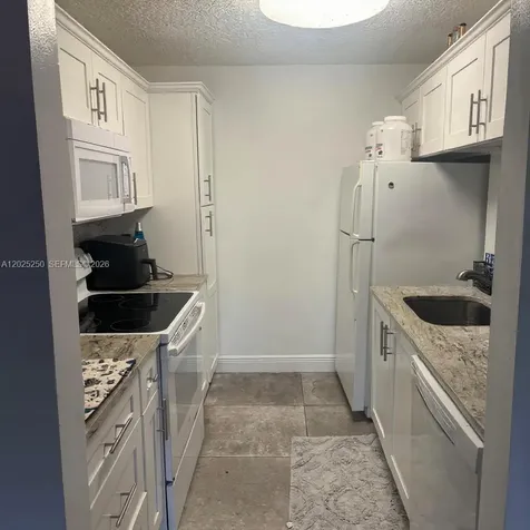 4521 W Mcnab Road Pompano Beach FL 33069