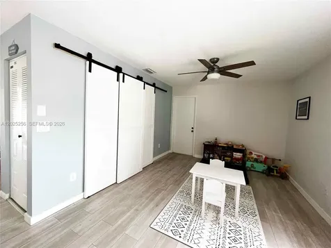 9832 NW 9th Court Plantation FL 33324