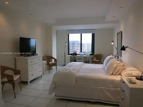 201 Crandon Boulevard Key Biscayne FL 33149