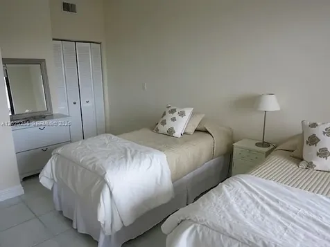 201 Crandon Boulevard Key Biscayne FL 33149