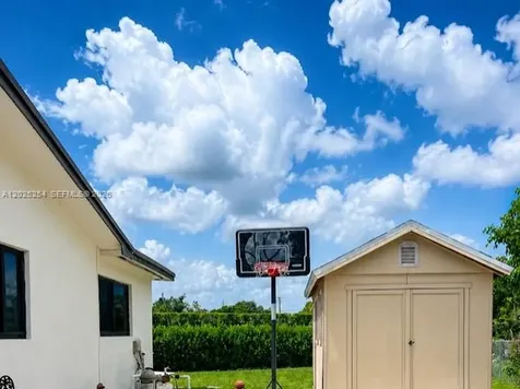 8490 NW 17th Court Pembroke Pines FL 33024