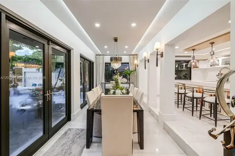 8761 SW 56th Street Miami FL 33165