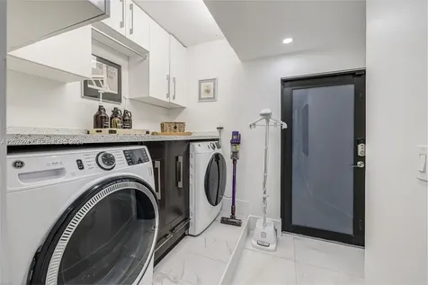 8761 SW 56th Street Miami FL 33165