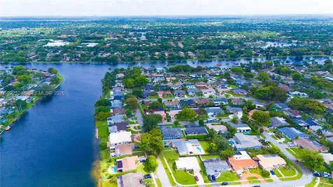 10651 NW 19th Place Pembroke Pines FL 33026