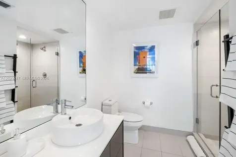 31 SE 6th Street Miami FL 33131