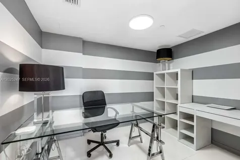 31 SE 6th Street Miami FL 33131