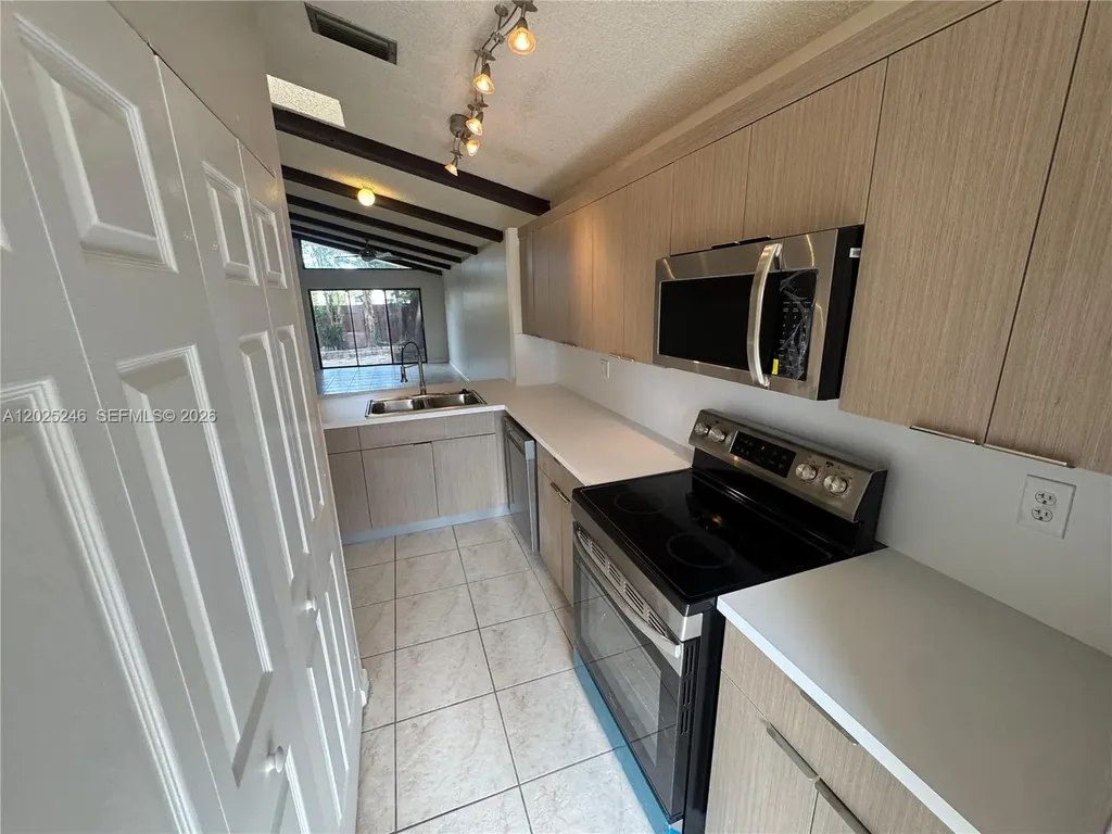 1752 NW 72nd Avenue Plantation FL 33313