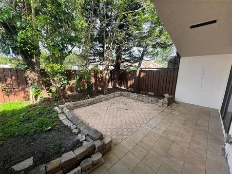 1752 NW 72nd Avenue Plantation FL 33313