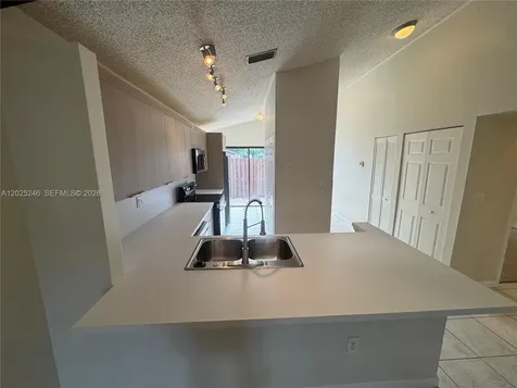 1752 NW 72nd Avenue Plantation FL 33313