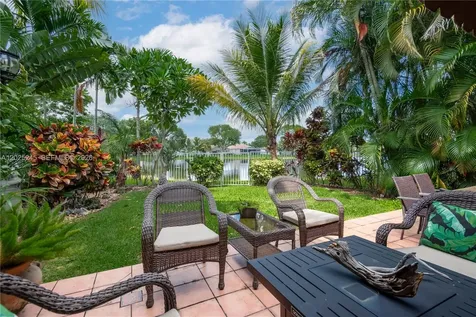 4123 Sapphire Bend Weston FL 33331