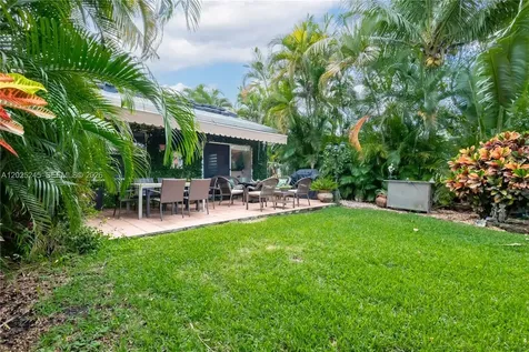 4123 Sapphire Bend Weston FL 33331