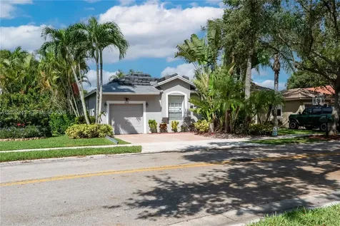 4123 Sapphire Bend Weston FL 33331