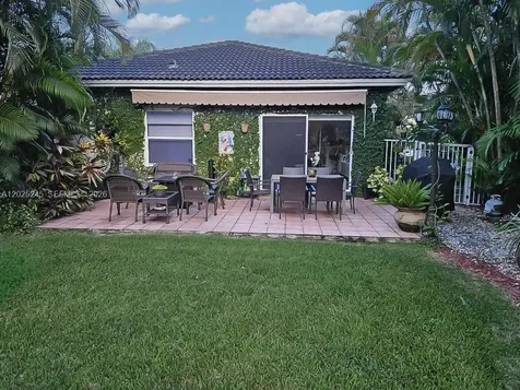 4123 Sapphire Bend Weston FL 33331