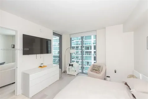 31 SE 6th Street Miami FL 33131